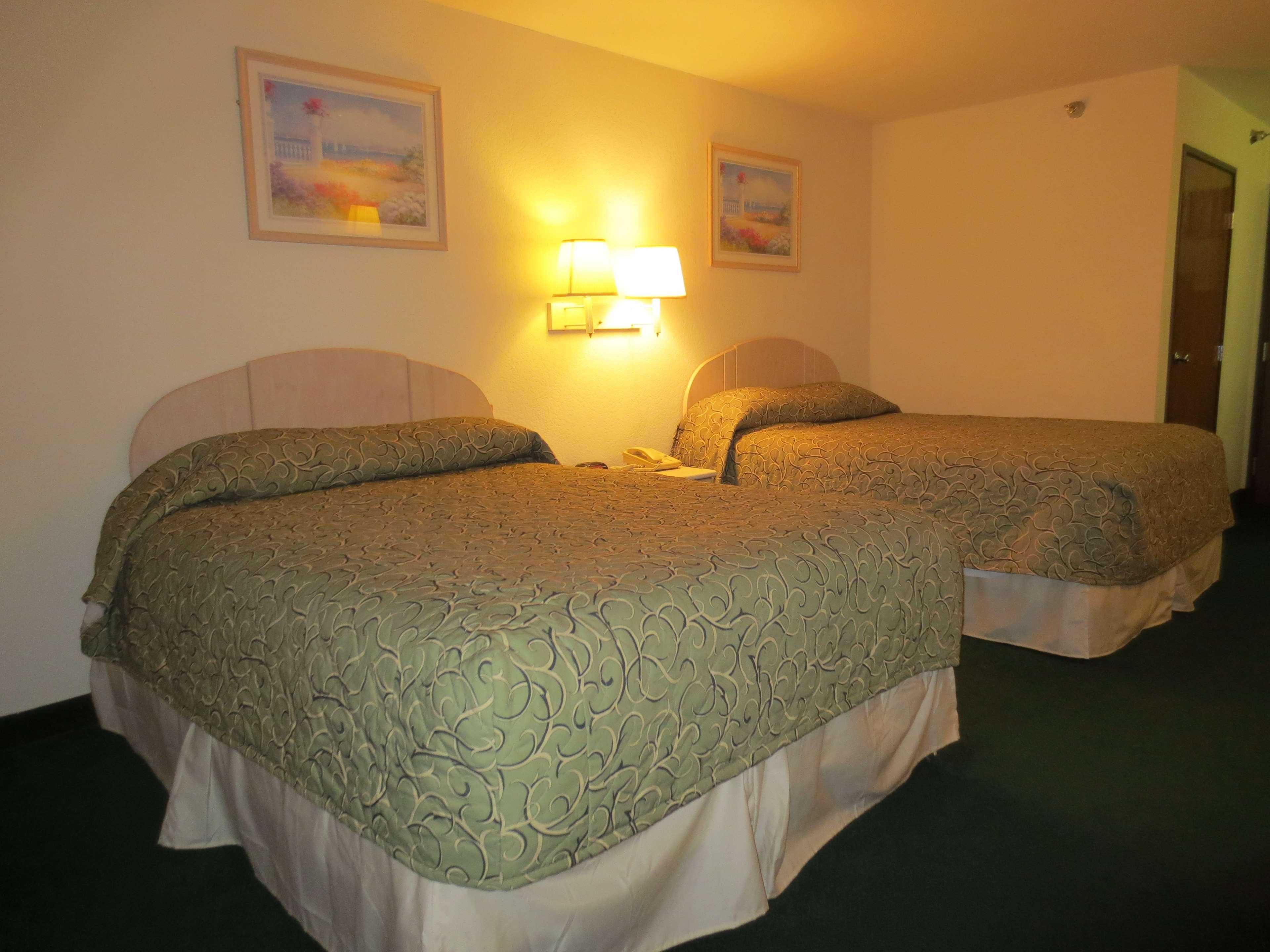 Pinckneyville Inn And Suites Bagian luar foto