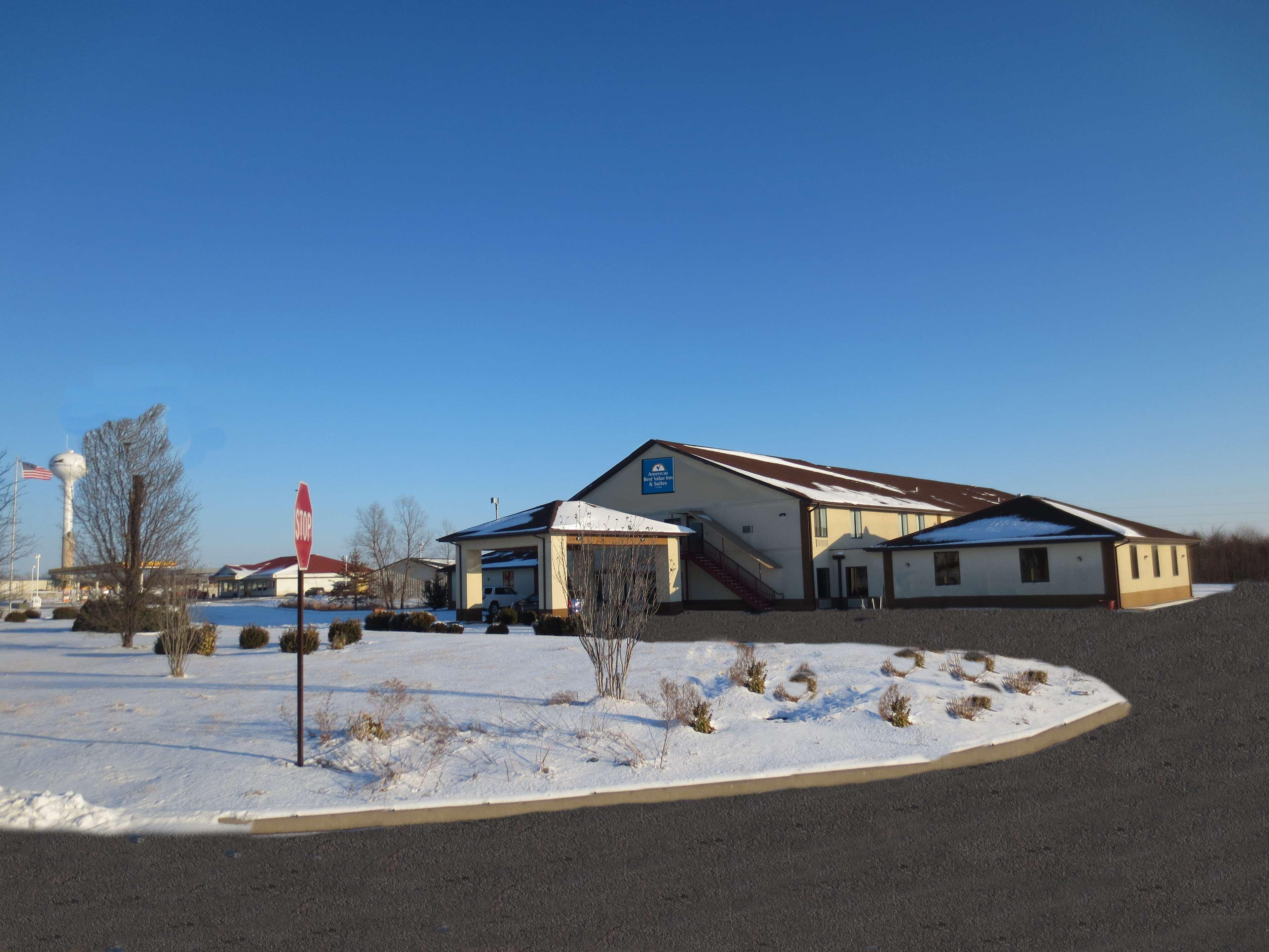 Pinckneyville Inn And Suites Bagian luar foto