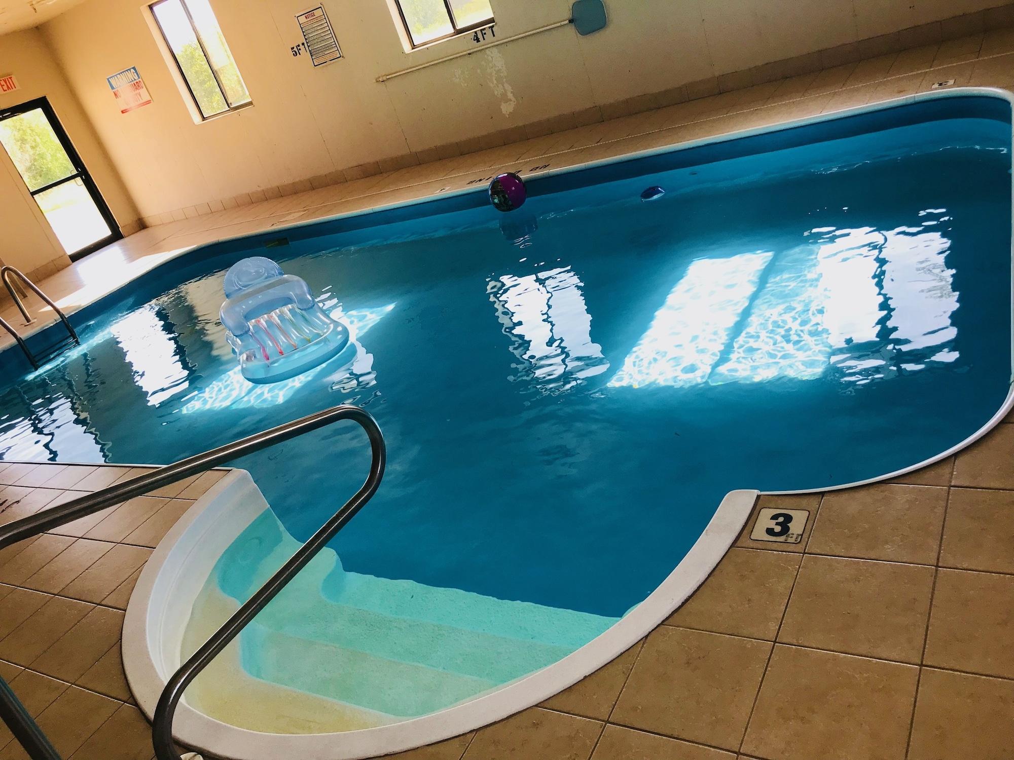 Pinckneyville Inn And Suites Bagian luar foto