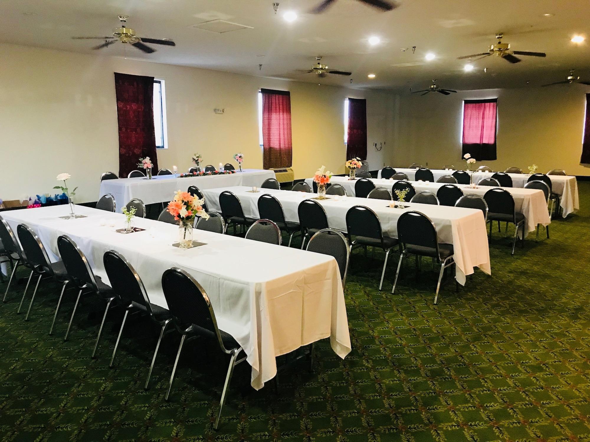 Pinckneyville Inn And Suites Bagian luar foto