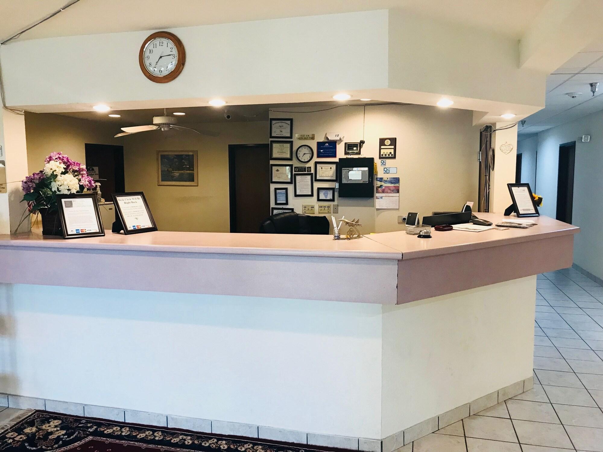 Pinckneyville Inn And Suites Bagian luar foto