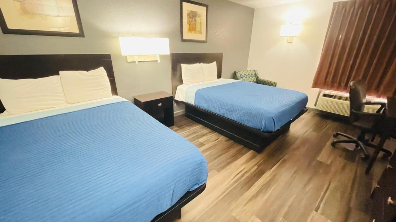 Pinckneyville Inn And Suites Bagian luar foto