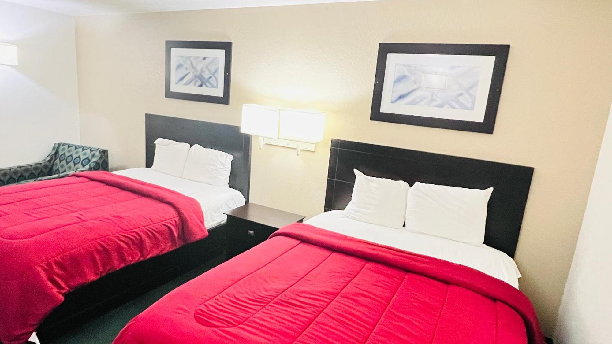 Pinckneyville Inn And Suites Bagian luar foto