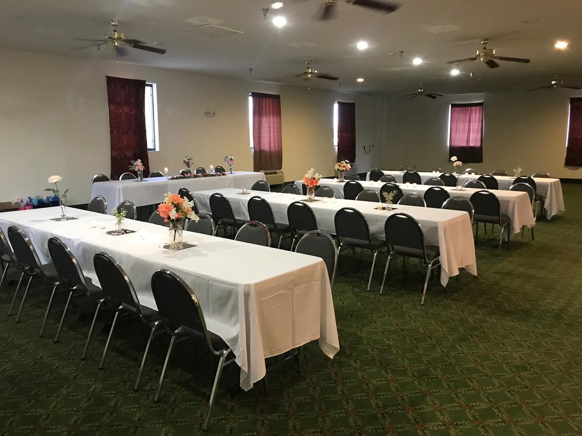 Pinckneyville Inn And Suites Bagian luar foto